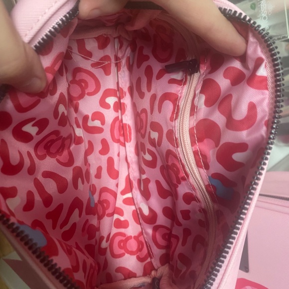 Impressions vanity hello kitty makeup bags - Picture 2 of 3